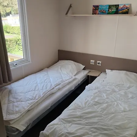 Campsite Mobil-home 6 Personnes Avec Tv Et Clim N' B025 *