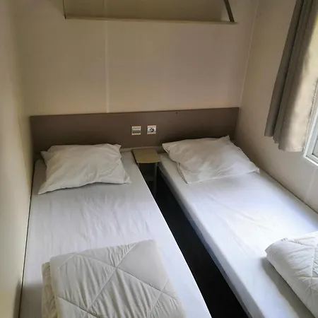 Mobil-home 6 Personnes Avec Tv Et Clim N' B025